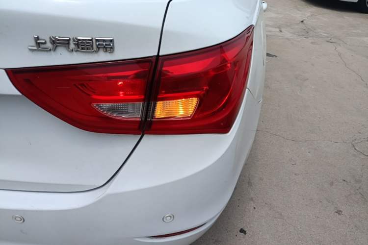 Used Buick GT 2016 15N Automatic Entry-Level Trim Right Rear Taillight