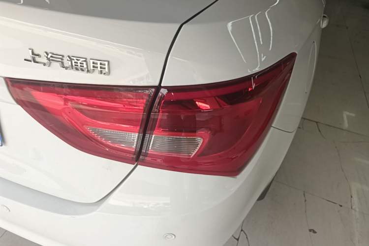 Used Buick GT 2016 15N Automatic Entry-Level Trim Right Rear Taillight