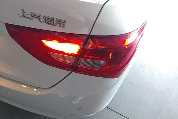 Used Buick GT 2016 15N Automatic Elite Edition Right Rear Taillight