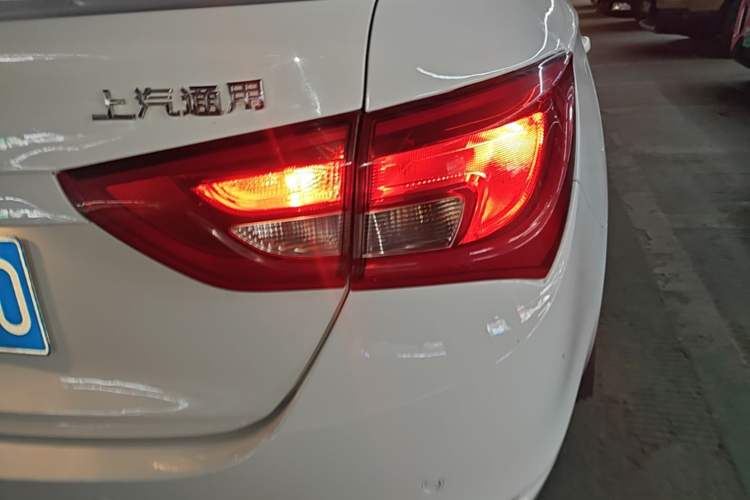 Used Buick GT 2016 15N Automatic Elite Edition Right Rear Taillight