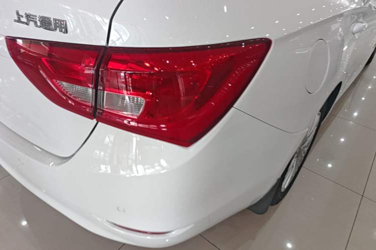 Used Buick GT 2016 15N Automatic Elite Edition Right Rear Taillight