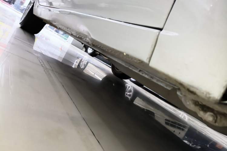 Used Buick GT 2016 15N Automatic Elite Edition Right Side Sill