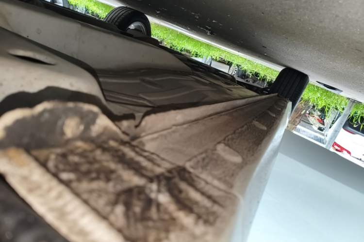 Used Buick GT 2016 15N Automatic Elite Edition Right Side Sill