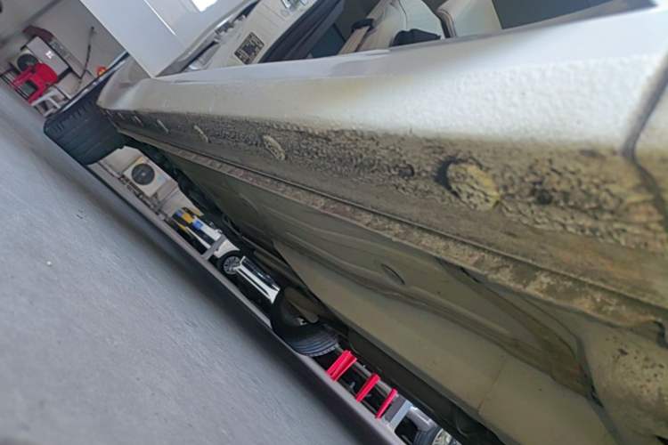 Used Buick GT 2016 15N Automatic Elite Edition Right Side Sill
