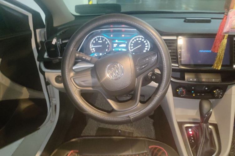 Used Buick GT 2016 15N Automatic Elite Edition Steering Wheel