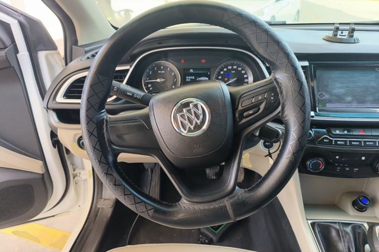 Used Buick GT 2016 15N Manual Elite Edition Steering Wheel