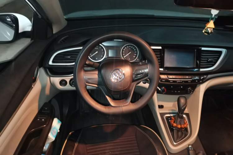 Used Buick GT 2016 15N Automatic Entry-Level Trim Steering Wheel