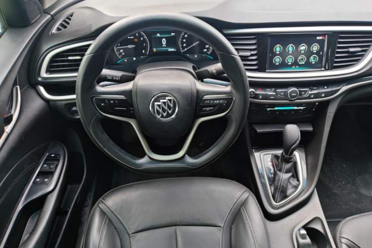 Used Buick GT 2016 18T Dual-Clutch Luxury Model Steering Wheel