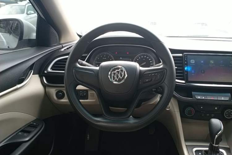 Used Buick GT 2016 15N Automatic Elite Edition Steering Wheel
