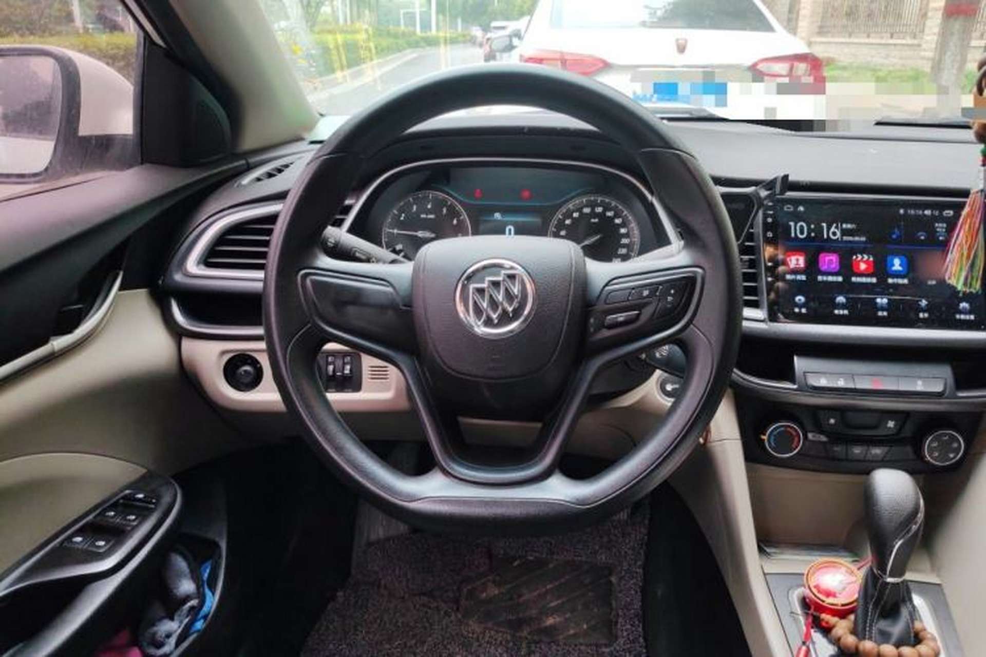 Used Buick GT 2016 15N Automatic Elite Edition Steering Wheel