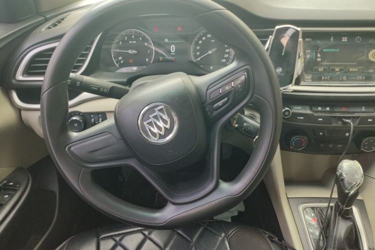 Used Buick GT 2016 15N Automatic Elite Edition Steering Wheel