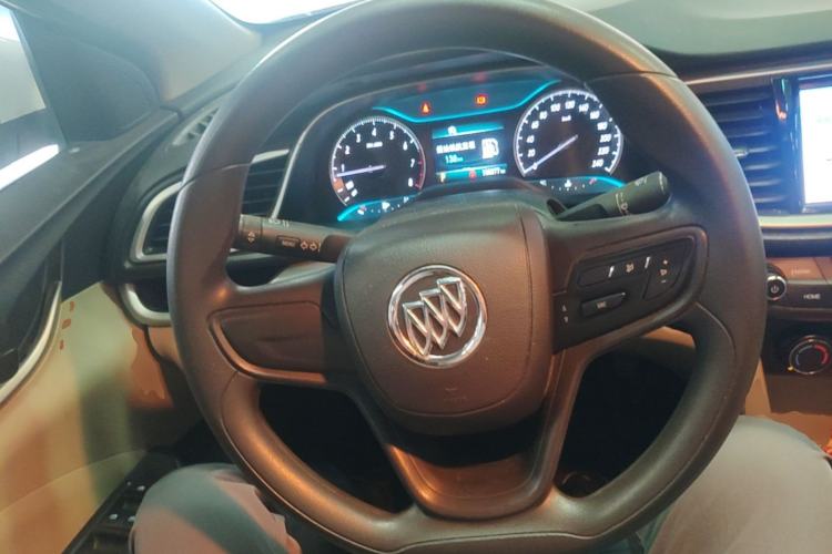 Used Buick GT 2016 15N Automatic Elite Edition Steering Wheel