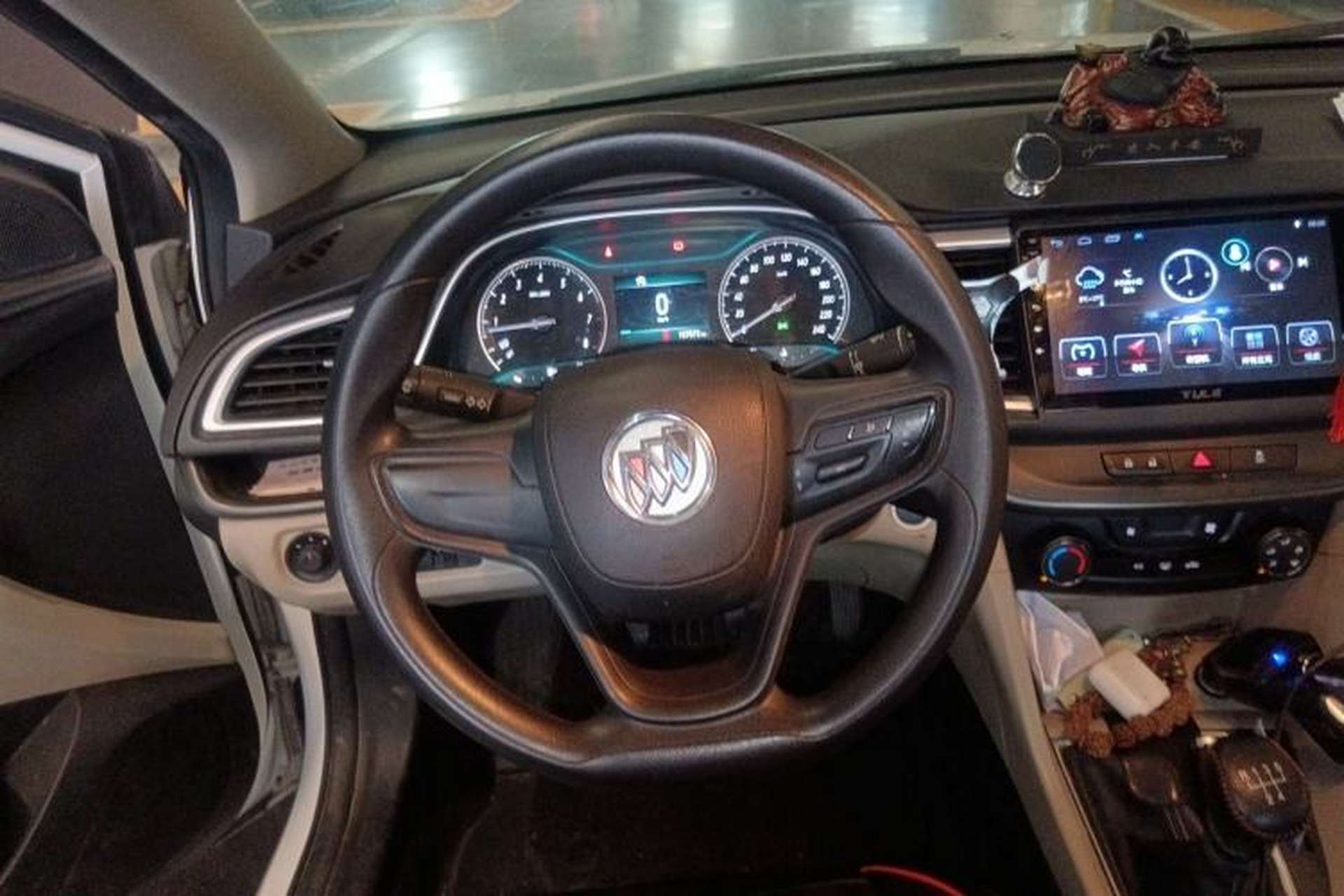 Used Buick GT 2016 15N Manual Elite Edition Steering Wheel