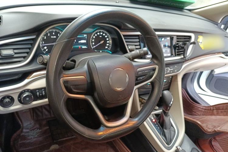 Used Buick GT 2016 15N Automatic Luxury Edition Steering Wheel
