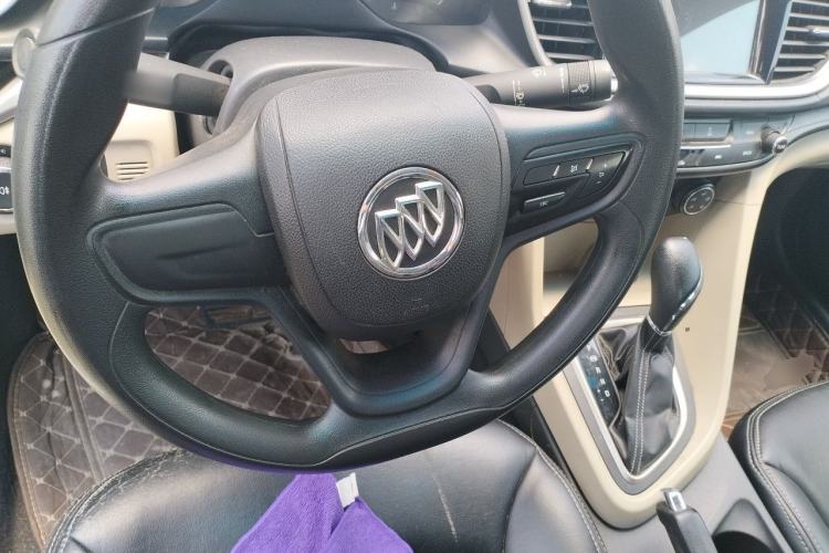 Used Buick GT 2016 15N Automatic Luxury Edition Steering Wheel