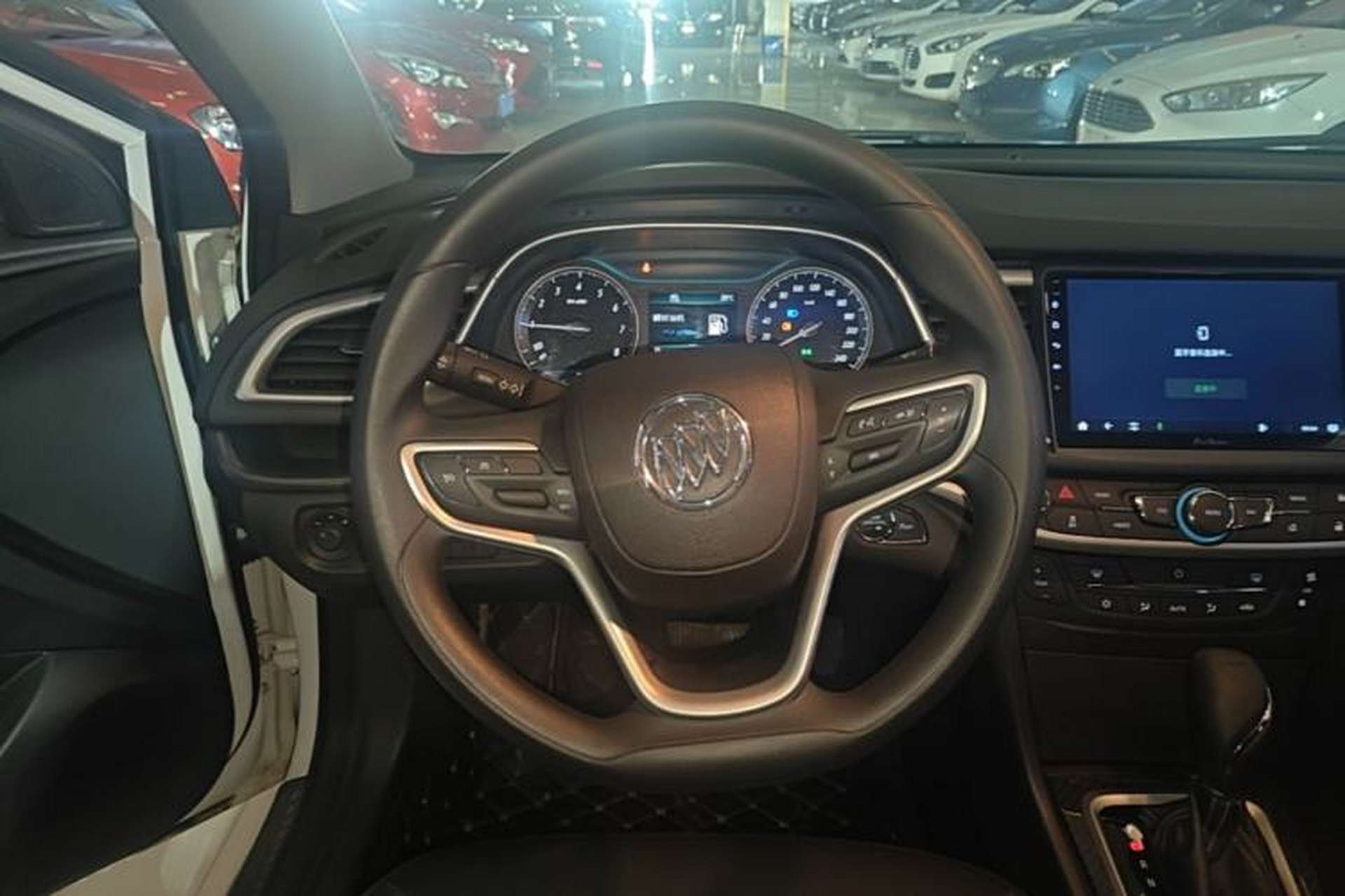 Used Buick GT 2016 18T Dual-Clutch Luxury Model Steering Wheel