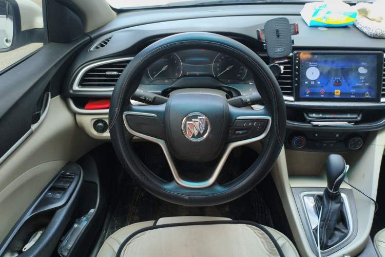 Used Buick GT 2016 15N Automatic Elite Edition Steering Wheel