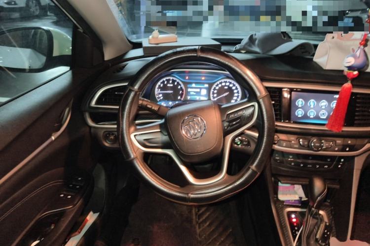 Used Buick GT 2016 15N Automatic Luxury Edition Steering Wheel