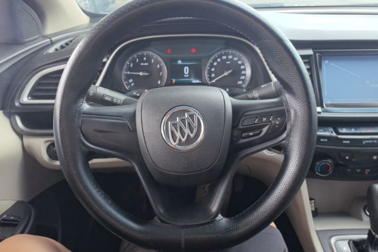 Used Buick GT 2016 15N Automatic Elite Edition Steering Wheel