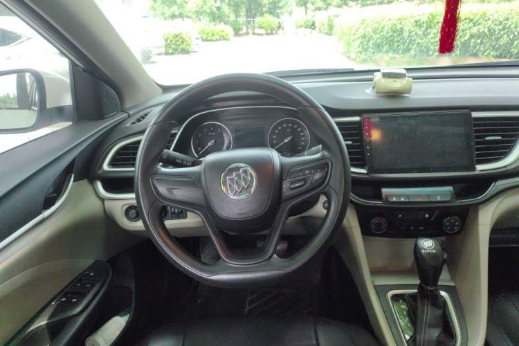 Used Buick GT 2016 15N Automatic Elite Edition Steering Wheel