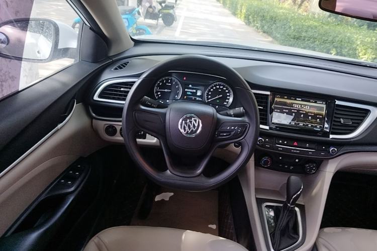 Used Buick GT 2016 15N Automatic Elite Edition Steering Wheel