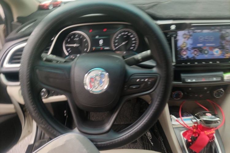 Used Buick GT 2016 15N Automatic Elite Edition Steering Wheel