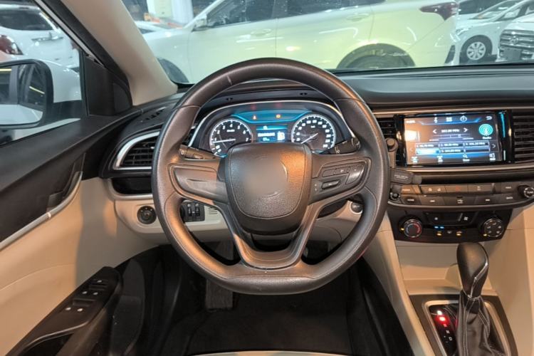 Used Buick GT 2016 15N Automatic Elite Edition Steering Wheel