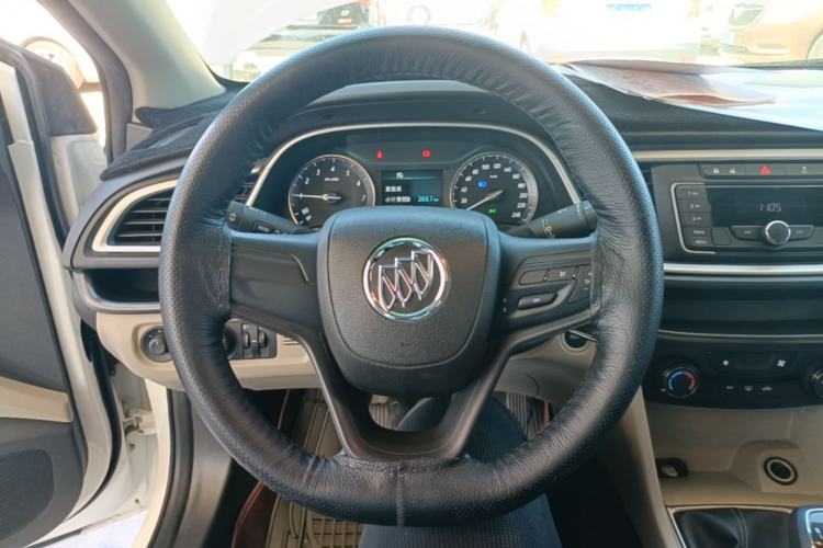 Used Buick GT 2016 15N Manual Elite Edition Steering Wheel