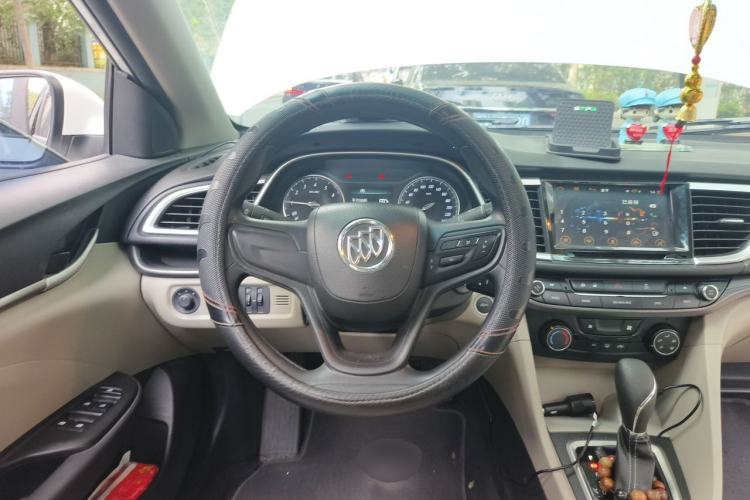 Used Buick GT 2016 15N Automatic Elite Edition Steering Wheel