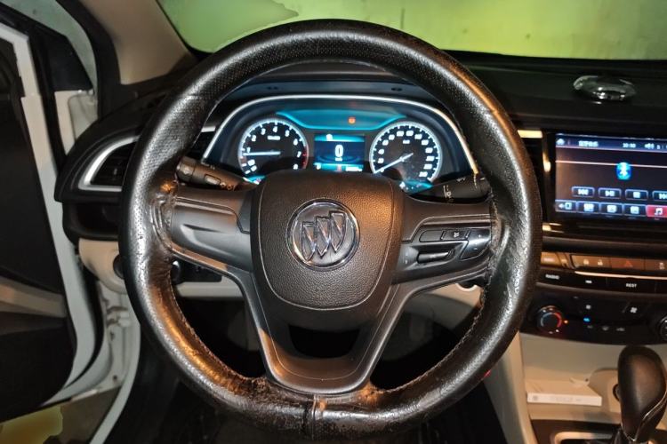 Used Buick GT 2016 15N Automatic Elite Edition Steering Wheel