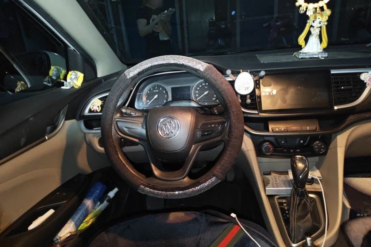 Used Buick GT 2016 15N Automatic Elite Edition Steering Wheel