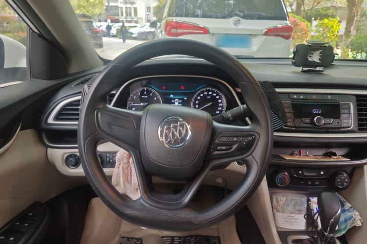 Used Buick GT 2016 15N Automatic Elite Edition Steering Wheel