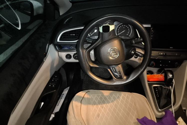 Used Buick GT 2016 15N Automatic Elite Edition Steering Wheel