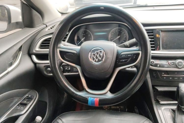Used Buick GT 2016 15N Automatic Luxury Edition Steering Wheel