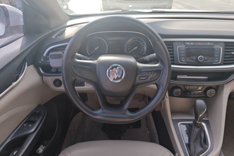 Used Buick GT 2016 15N Automatic Elite Edition Steering Wheel