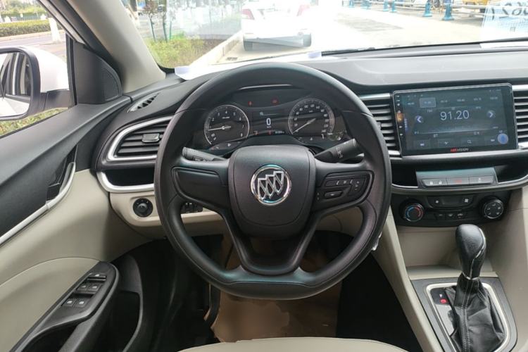 Used Buick GT 2016 15N Automatic Elite Edition Steering Wheel