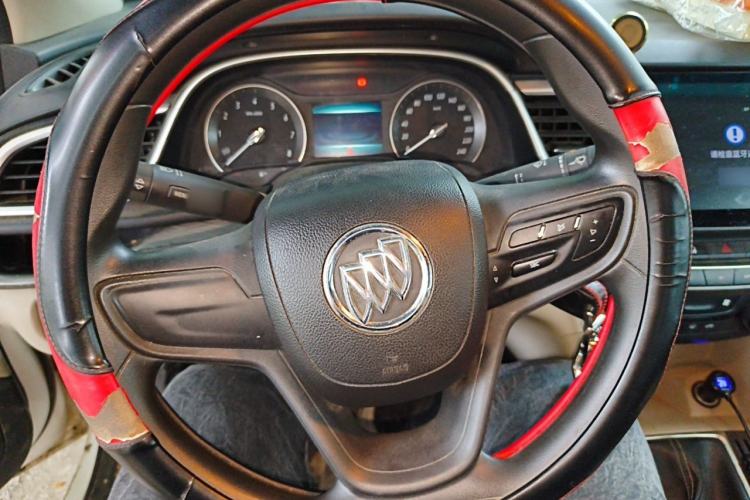 Used Buick GT 2016 15N Manual Elite Edition Steering Wheel