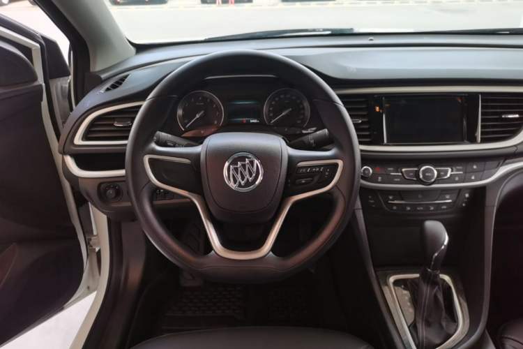Used Buick GT 2016 15N Automatic Luxury Edition Steering Wheel