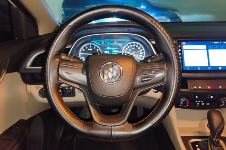 Used Buick GT 2016 15N Automatic Elite Edition Steering Wheel