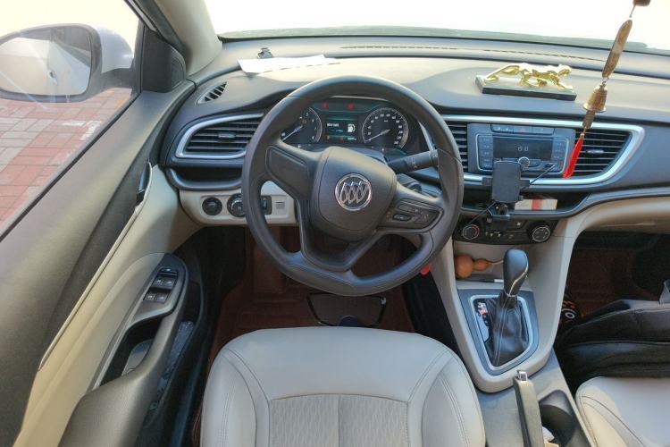 Used Buick GT 2016 15N Automatic Elite Edition Steering Wheel