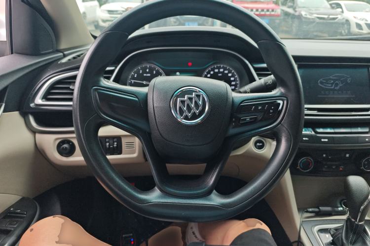 Used Buick GT 2016 15N Automatic Elite Edition Steering Wheel