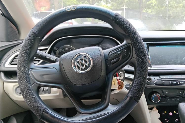 Used Buick GT 2016 18T Dual-Clutch Elite Model Steering Wheel