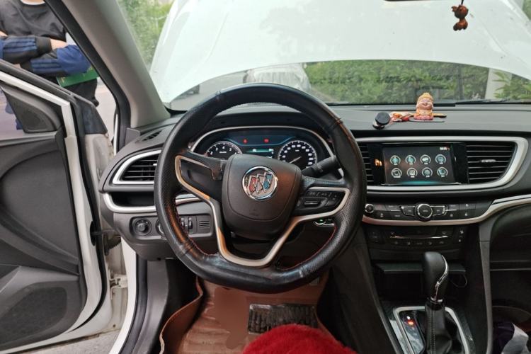 Used Buick GT 2016 15N Automatic Luxury Edition Steering Wheel