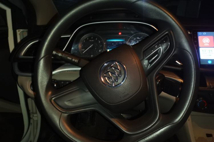 Used Buick GT 2016 15N Automatic Elite Edition Steering Wheel