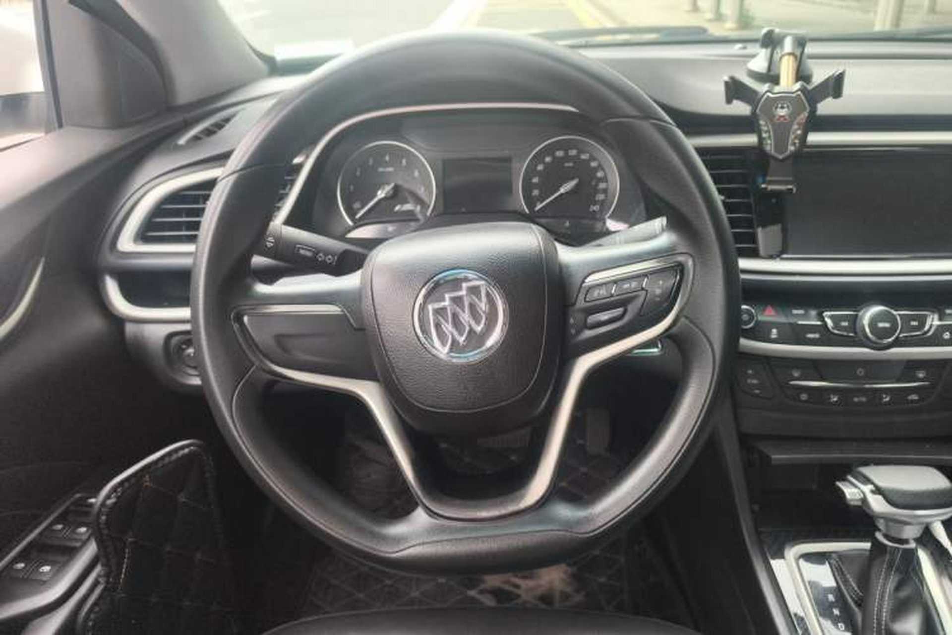 Used Buick GT 2016 15N Automatic Luxury Edition Steering Wheel