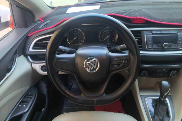Used Buick GT 2016 15N Automatic Elite Edition Steering Wheel