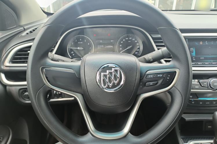 Used Buick GT 2016 15N Automatic Luxury Edition Steering Wheel