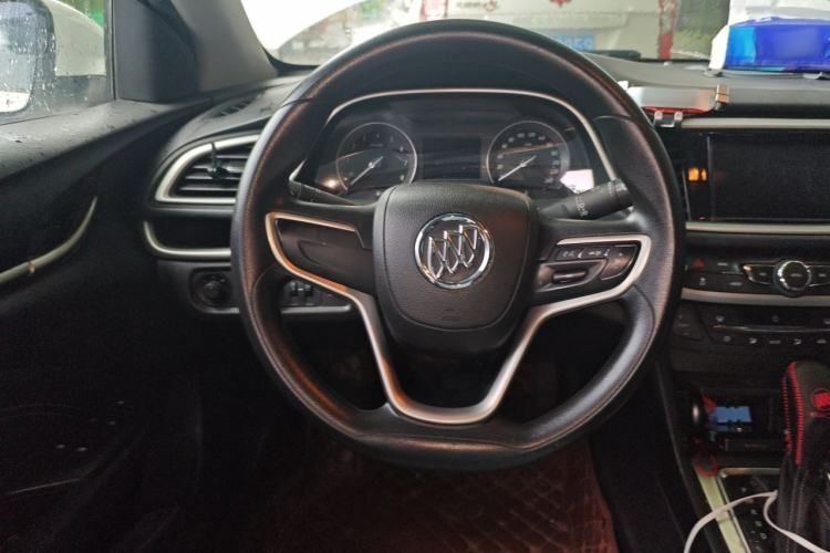 Used Buick GT 2016 15N Automatic Luxury Edition Steering Wheel