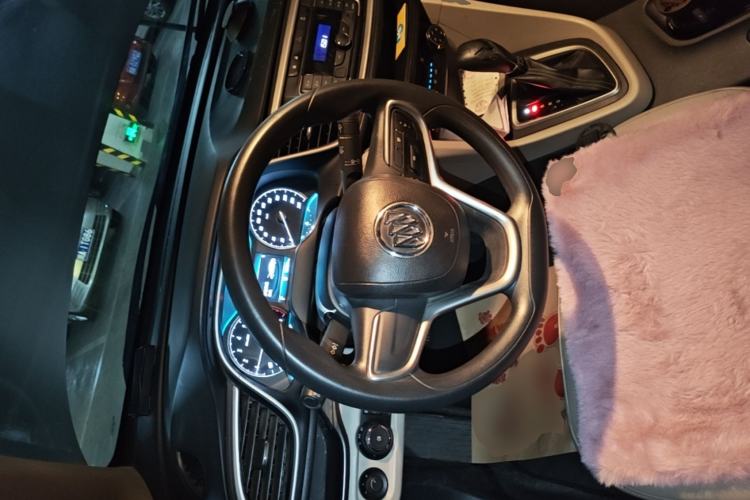 Used Buick GT 2016 15N Automatic Elite Edition Steering Wheel