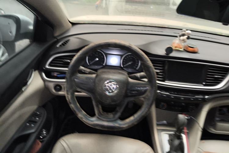 Used Buick GT 2016 15N Automatic Elite Edition Steering Wheel